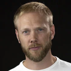 Tomas Engström