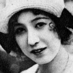 Mitsuko Hikari