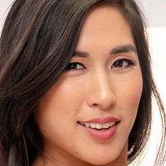 Mia Li