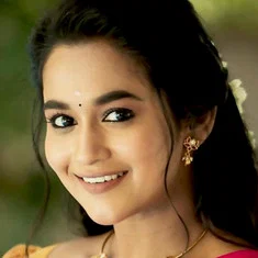 Kaavya Arivumani