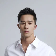 梁家成