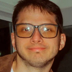 Nicolás Salinas