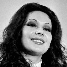 Sara Lezana