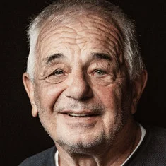 Micha R. Scholze