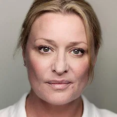 Laurie Brett