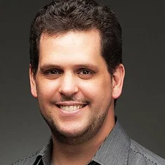 Gabriel Mores