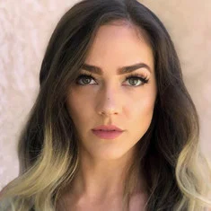 Courtney Akbar