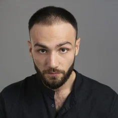 Ислам Зафесов