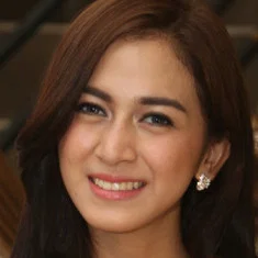 Nina Zatulini