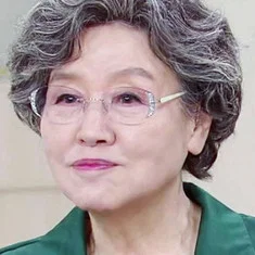 Ban Hyo-jung