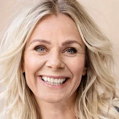 Anne Glad
