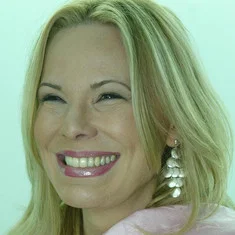 Cristina Caras Lindas
