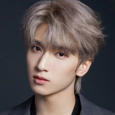 Yan Haoxiang