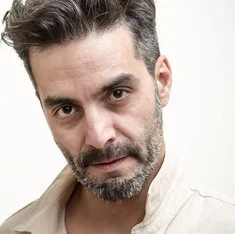 Adrián Navarro