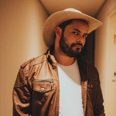 Adriano Arbool