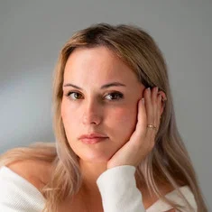 Samantha Folland