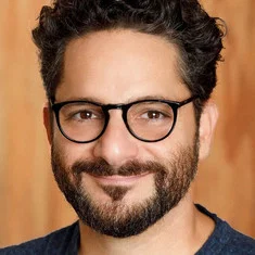 Ari Wallach