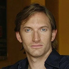 Robert Lyons