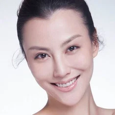 江易珈