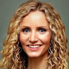 Suzannah Lipscomb