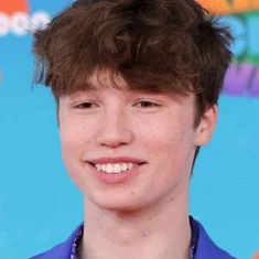 Owen Holt