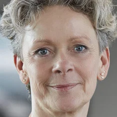 Helle Snedker