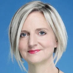Marianne Elliott