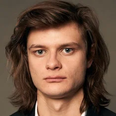 Чарльз Тахан