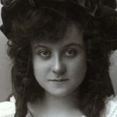 Anna Laughlin