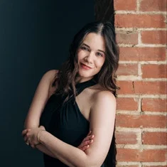 Sugey Cruz
