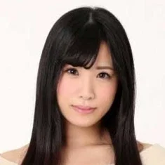 Riona Suzushiro