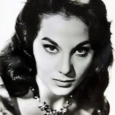 Mara Cruz