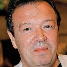 Владимир Новиков