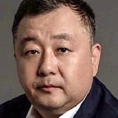 Яо Сяо Фэн