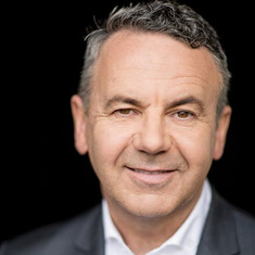 Michael Veitch