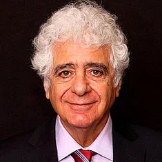 Loris Tjeknavorian