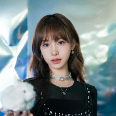 尹子璐