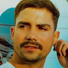 Andrés Salvatierra