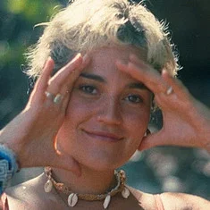 Nina Salvador