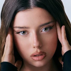 Angelina Pavel