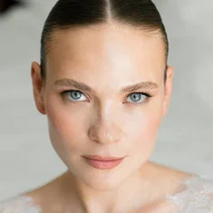 Анна Ливанова