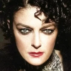 Selda Özer