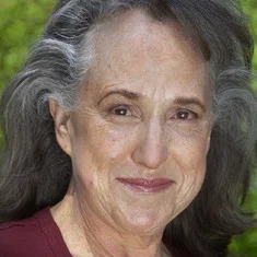 Elizabeth Harnett