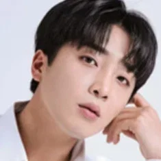 황윤성