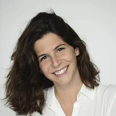 Cleia Almeida