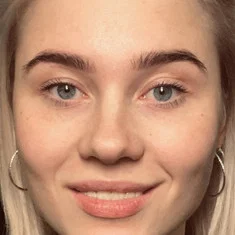 Анна Спирина