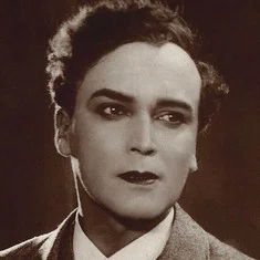 Владимир Гайдаров