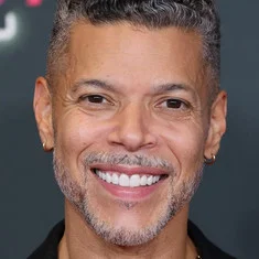 Wilson Cruz
