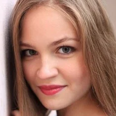 Арина Жаркова