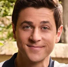 David Henrie